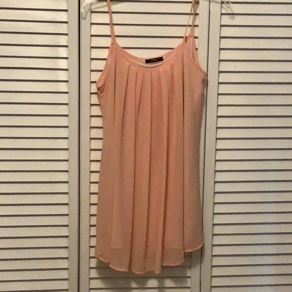 Peach color lined top